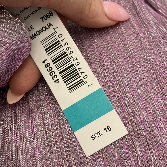 Plus Dress - Picture 11 of 11